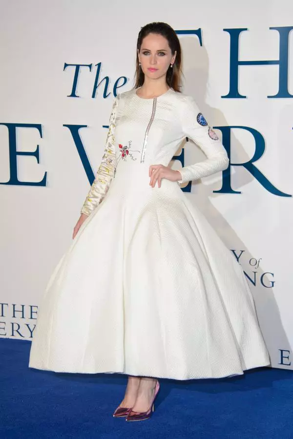 Felicity Jones - Rochie Dior Couture la premiera "The Theory of Everything"