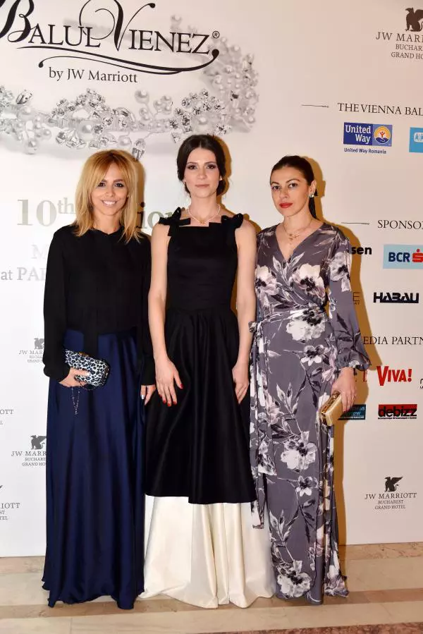 Oana Popoiag (Viva!), Oana Mocanu (JW Marriott) si Tatiana Ernuteanu