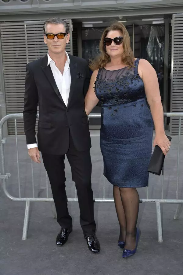 Pierce Brosnan si Keely Shaye Smith