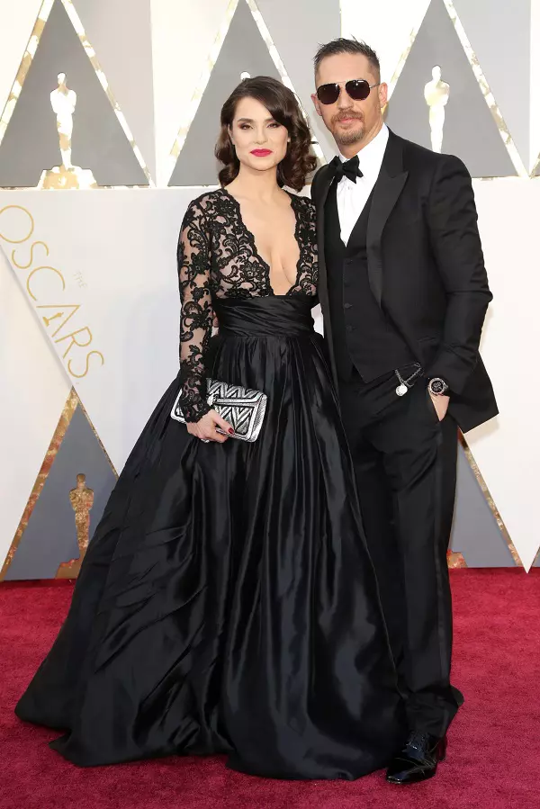 Tom Hardy si Charlotte Riley