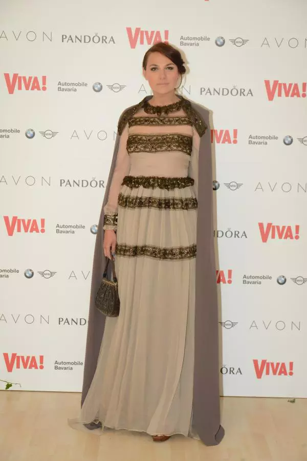 Laura Belecciu - Tinuta Marie Ollie