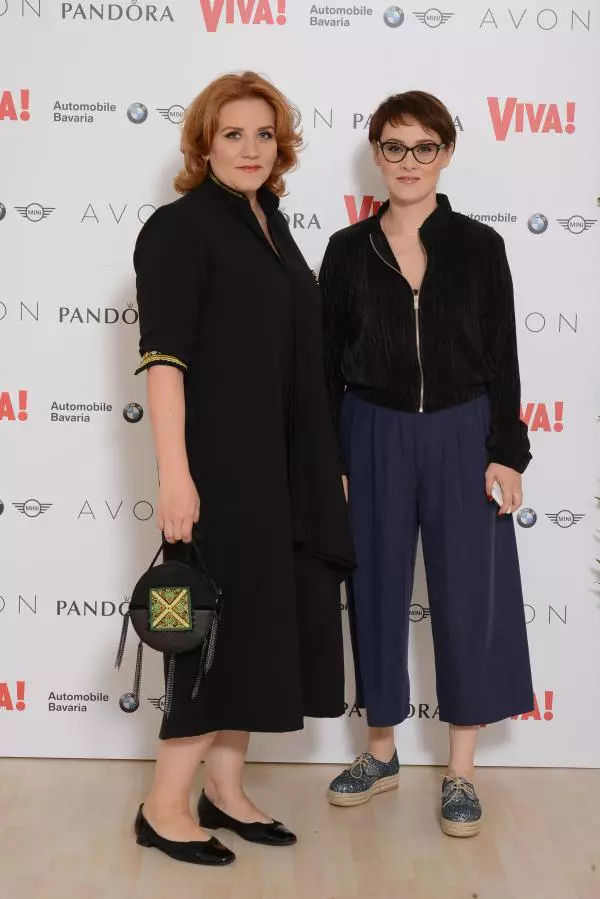 Laura Merdescu (Viva) si Iulia Paraschivescu (Elle)