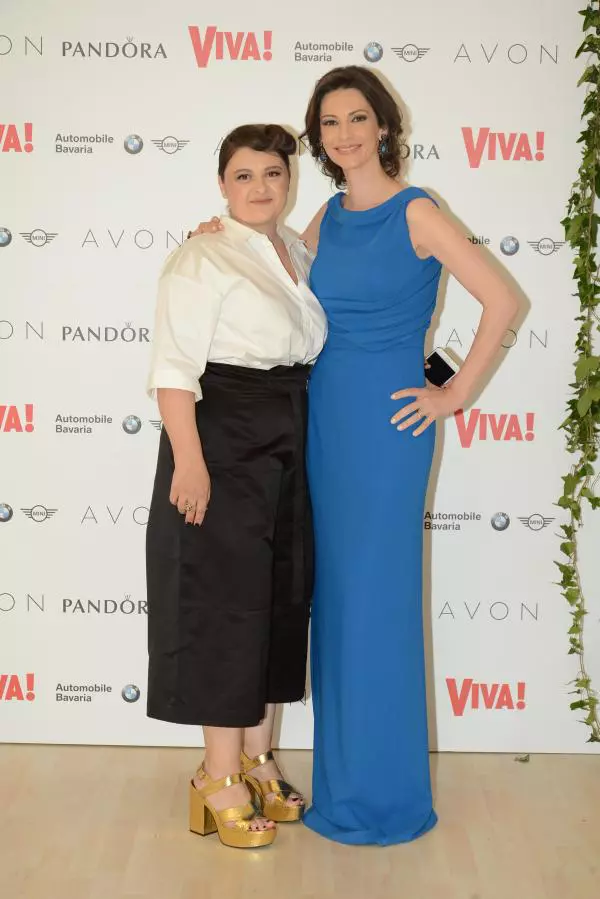 Luana Danet (Viva!) si Andreea Barecleanu