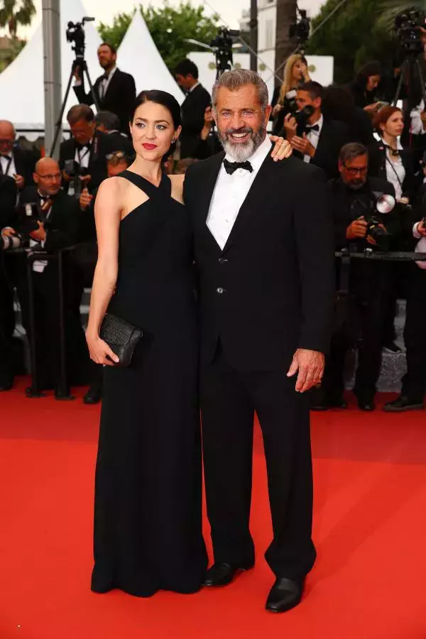 Mel-Gibson-si-Rosalind-Ross