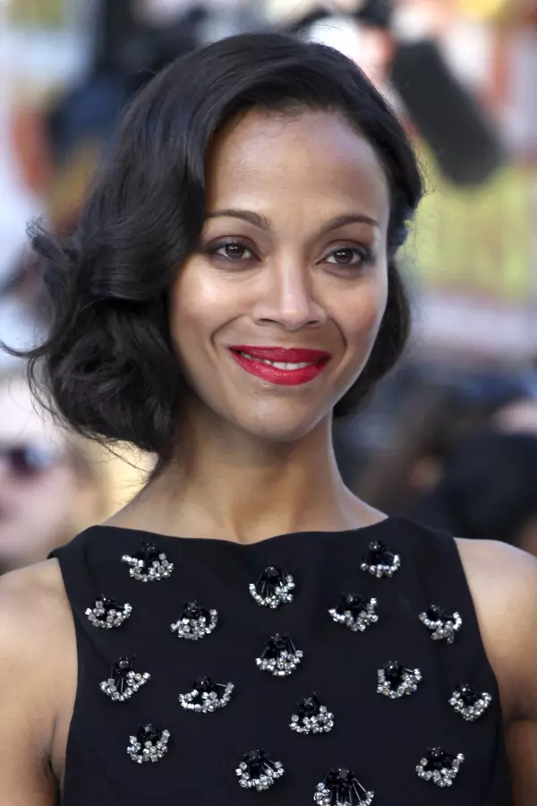 bob-zoe-saldana_01.jpg