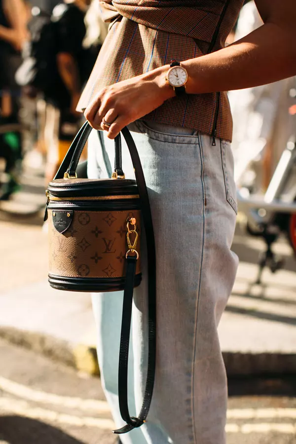 Bucket bags