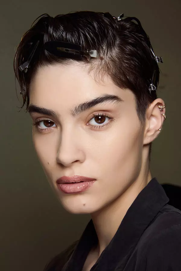 À la garçon (Acne)