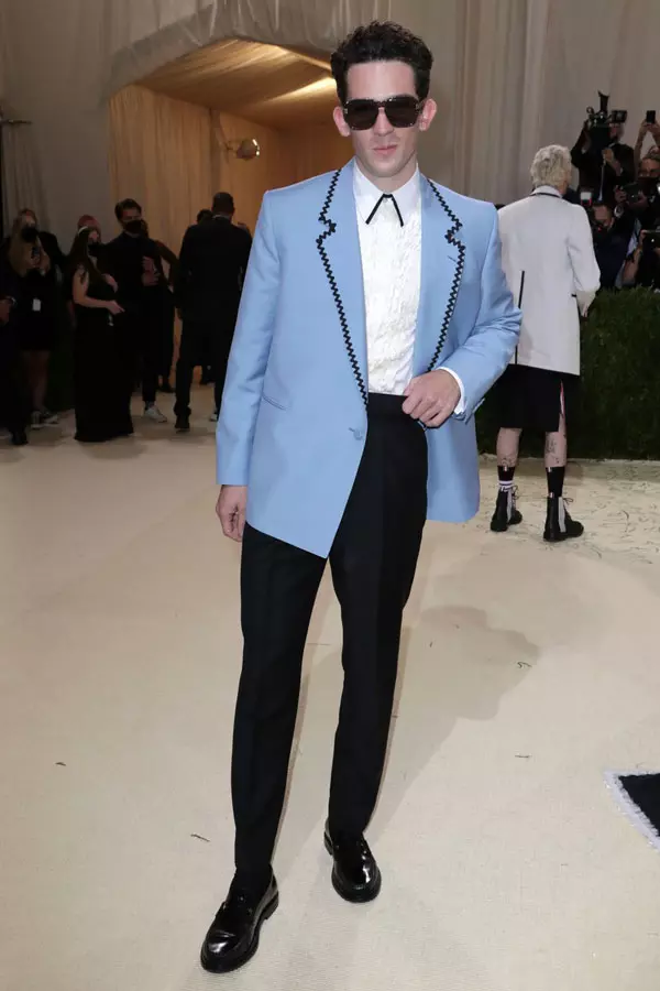 Josh O'Connor in Dunhill