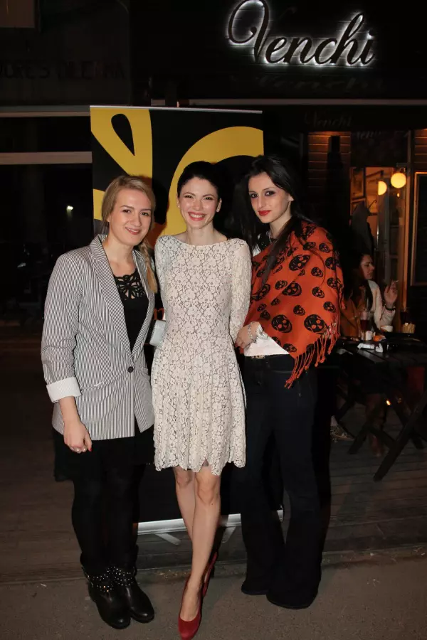 Marta Banu (Dior), Anca Rusu şi cea mai bună prietenă a sa