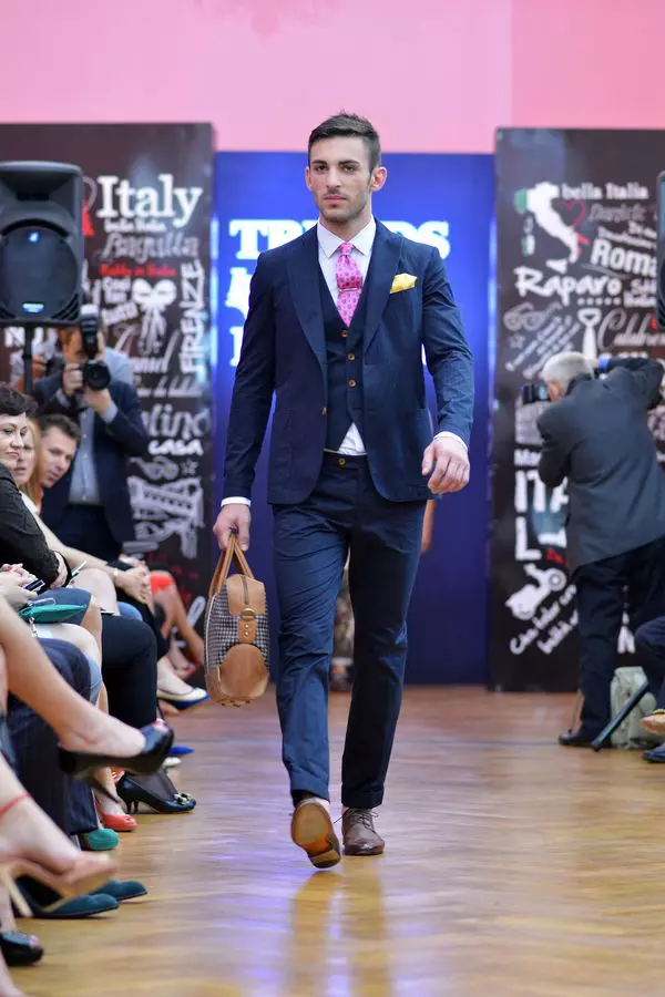 TRENDS by Adina Buzatu 