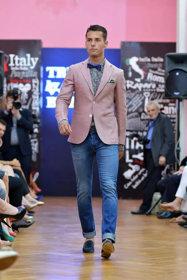 TRENDS by Adina Buzatu 