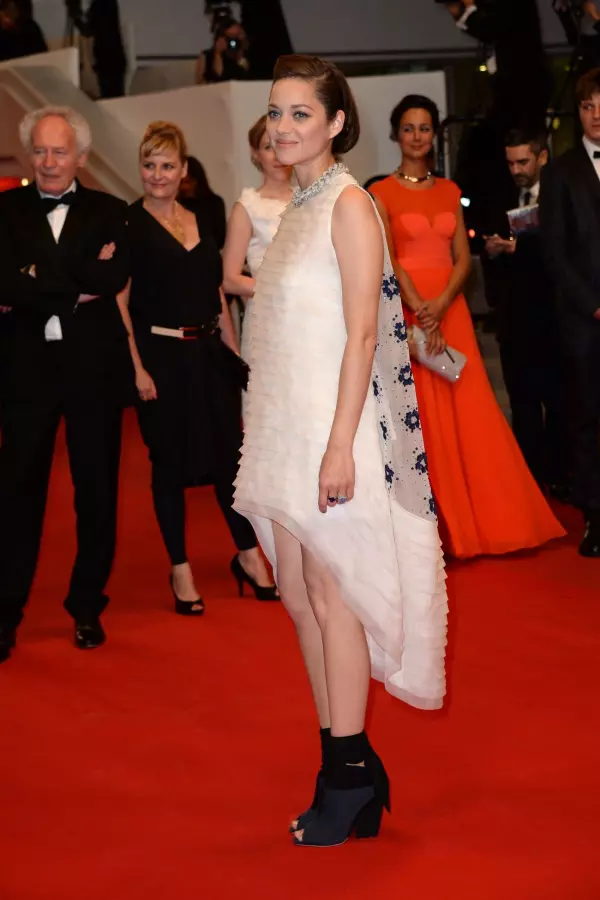 Marrion Cotillard - Rochie Christian Dior Haute-Couture, pantofi Christian Dior, bijuterii Chopard 