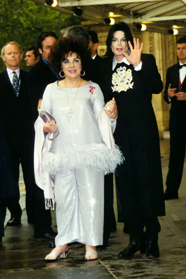 Michael Jackson si Elizabeth Taylor