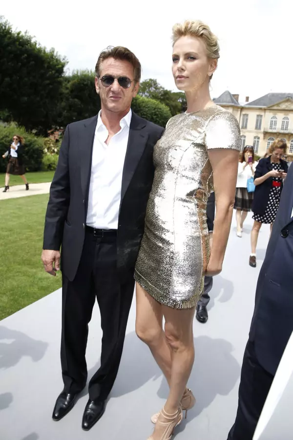 Charlize Theron si Sean Penn