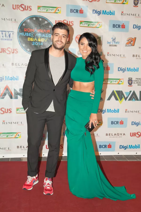 Adelina Pestritu si Speak