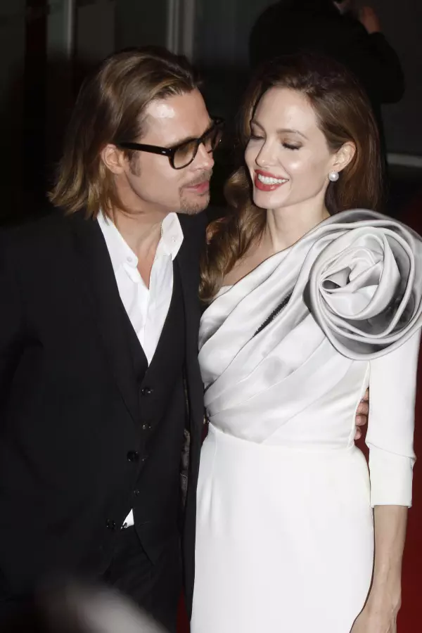 Brad Pitt si Angelina Jolie