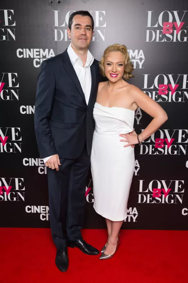 Giulia Nahmany si sotul ei