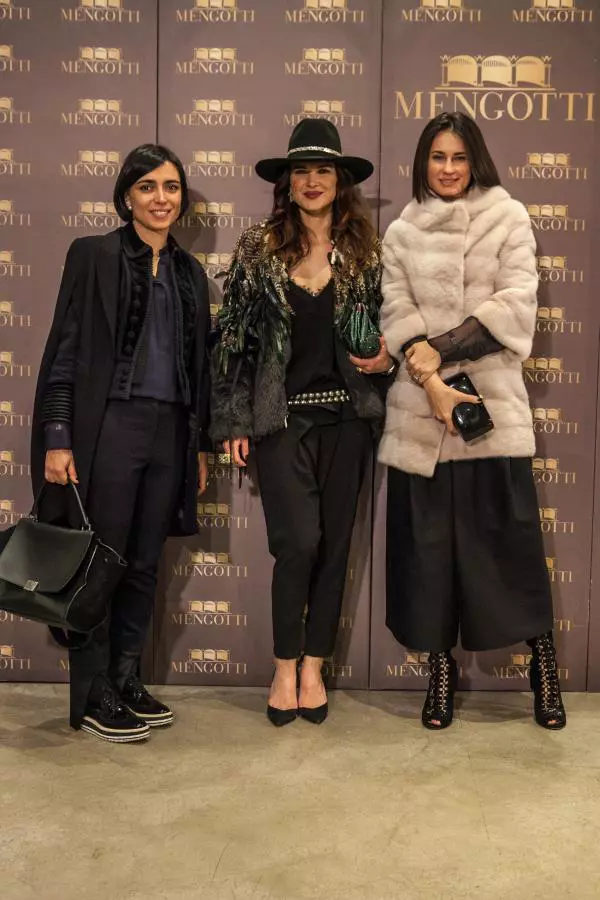 Domnica Margescu(Elle) Monica Barladeanu si Roxana Voloseniuc (Elle)