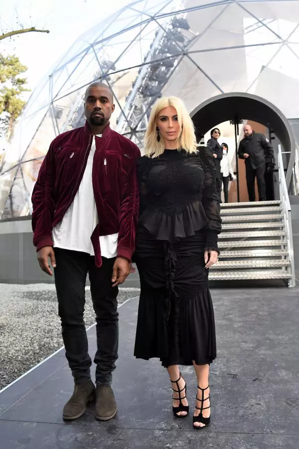 Kim Kardashian si Kanye West