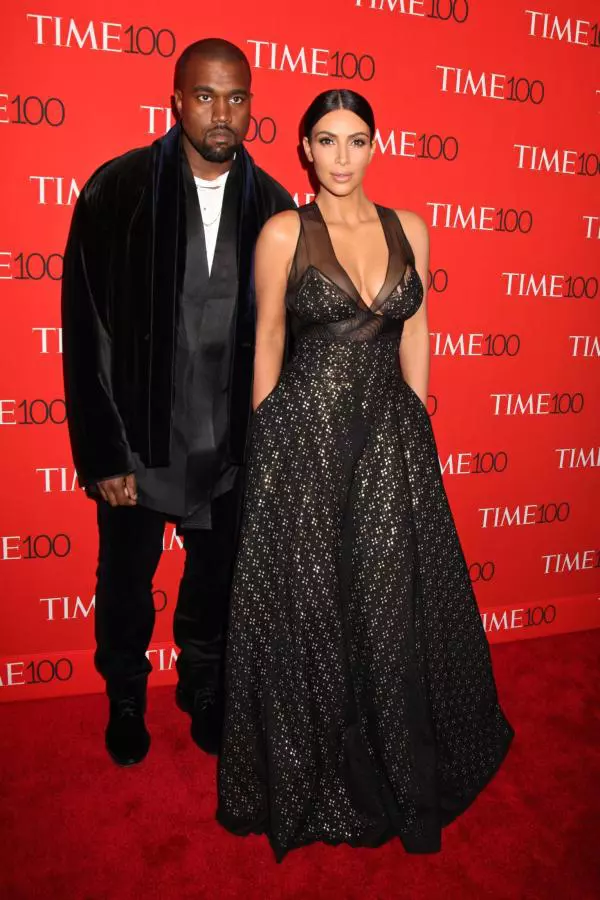 Kim Kardashian si Kanye West