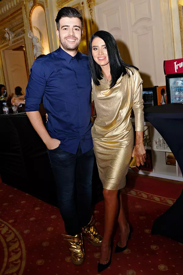 Adelina Pestrițu și Speak