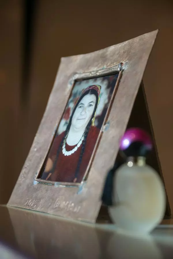 Cosmin Bumbut inspired by Far Away