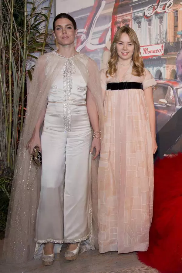 Charlotte Casiraghi si Alexandra de Hanovra