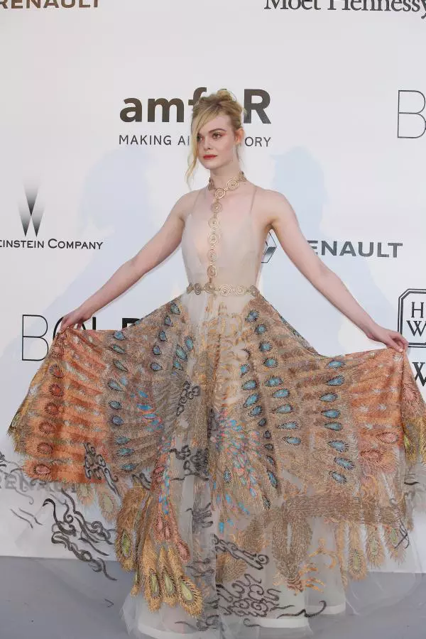 Elle Fanning