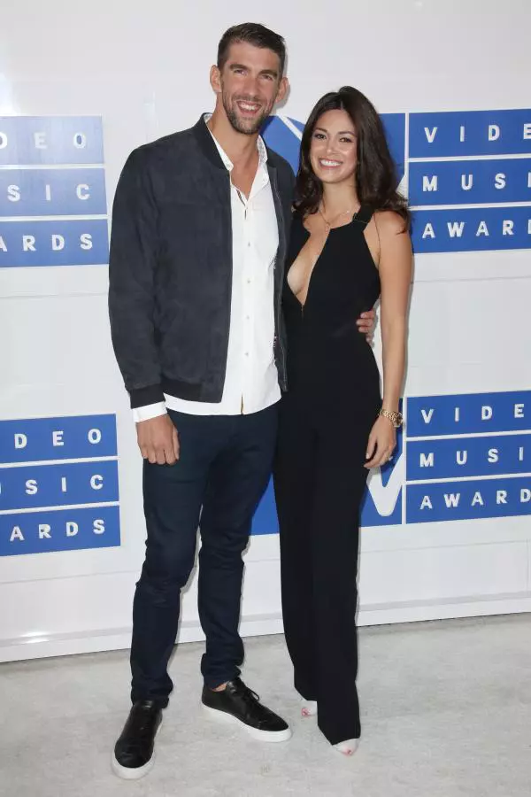 Michael Phelps si Nicole Johnson