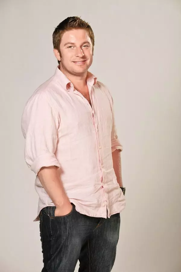 pavel-bartos-757264l-600x0-w-b414d2d8