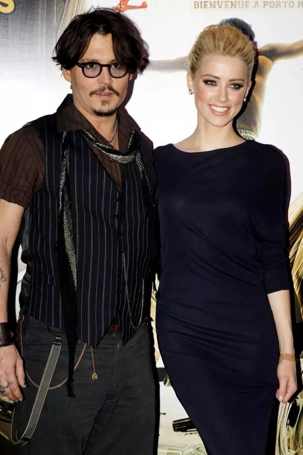 amber-heard-si-johnny-depp