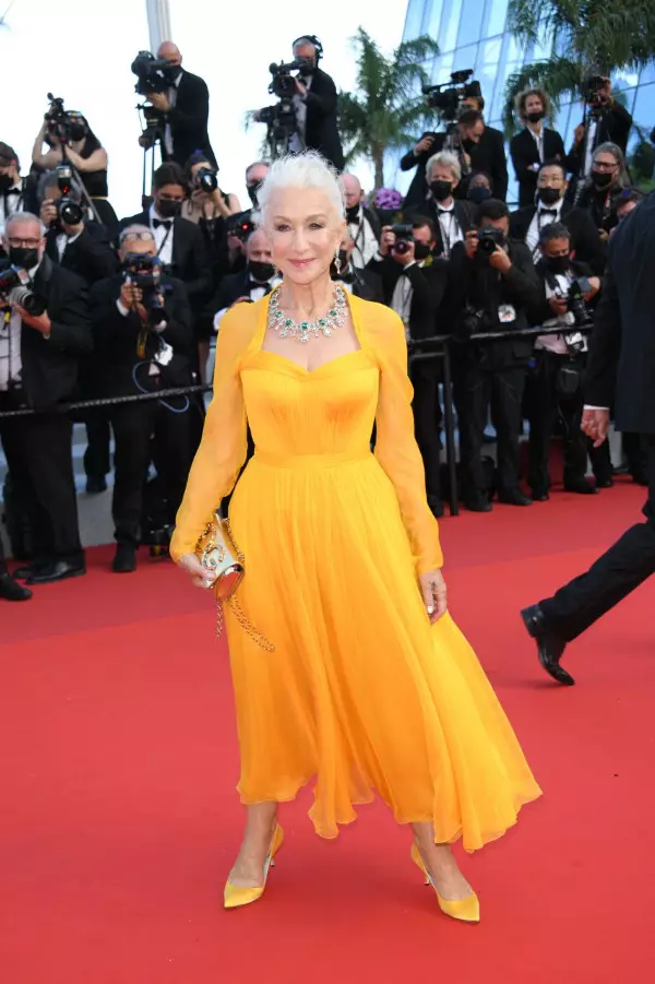 Helen Mirren în Dolce & Gabbana
