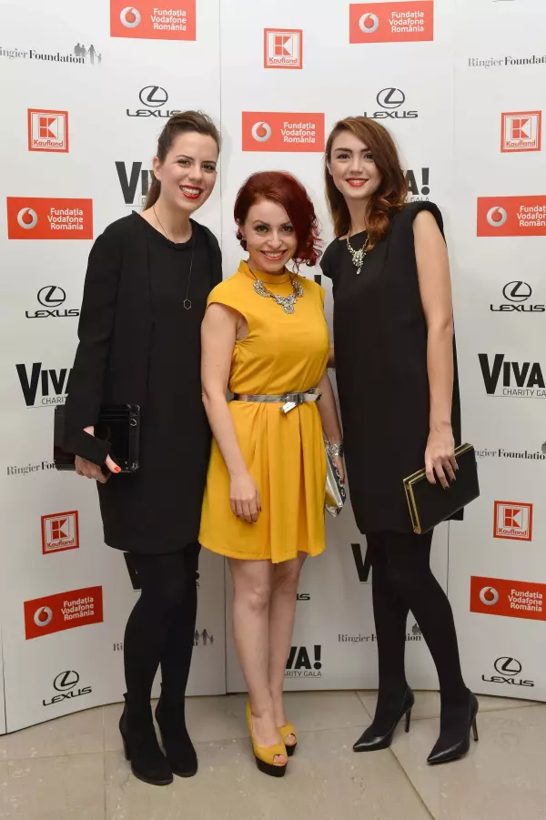 Olivia Dutu, Ileana Petrache si Ramona Barbu
