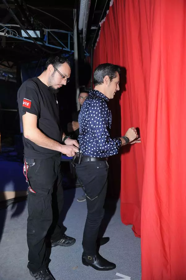 Stefan Banica se pregateste de intrarea in scena