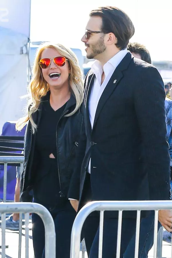 Britney Spears si Charlie Ebersol