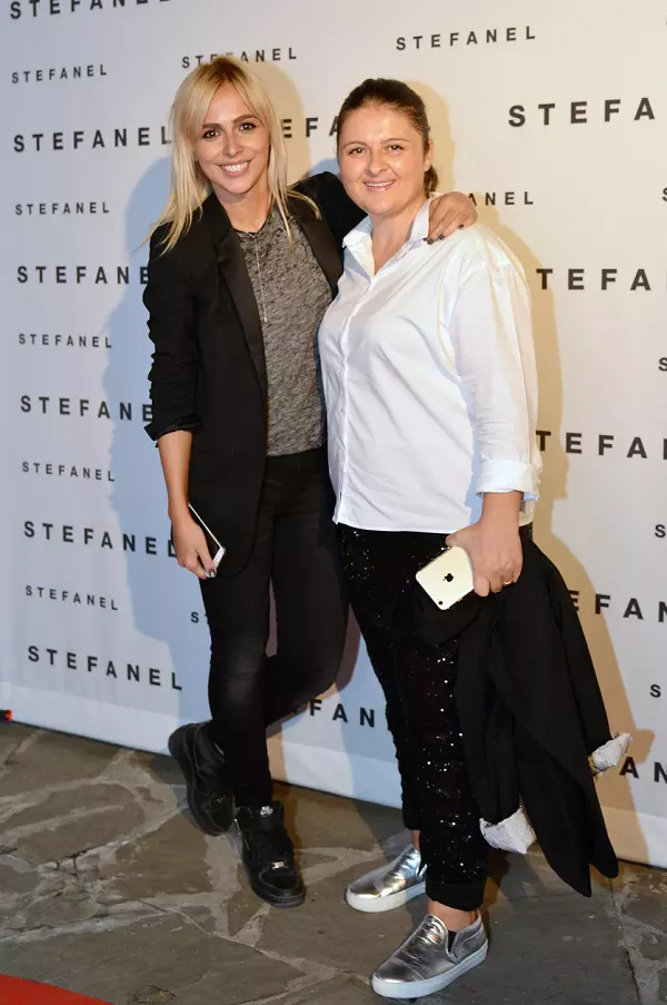 Oana Popoiag şi Luana Dăneţ (VIVA!)