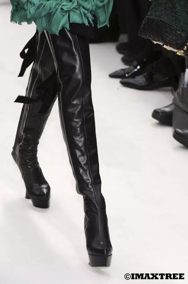 cizme_Vuitton_01.jpg