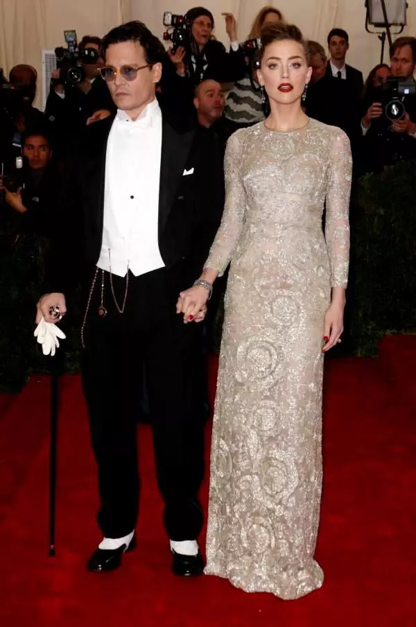 Amber-Heard-si-Johnny-Depp-11