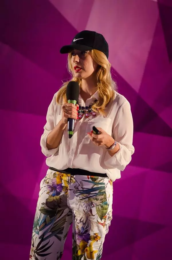 Raluca Kisescu, Marketing Manager AVON