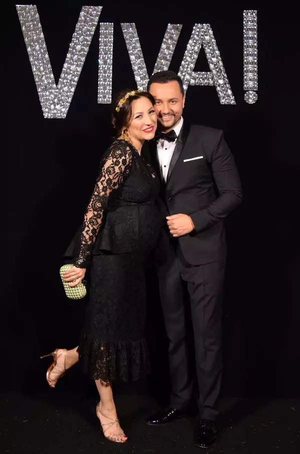 Andra (rochie Dana Budeanu, cercei Dolce&Gabbana, clutch Bottega Veneta) si Catalin Maruta