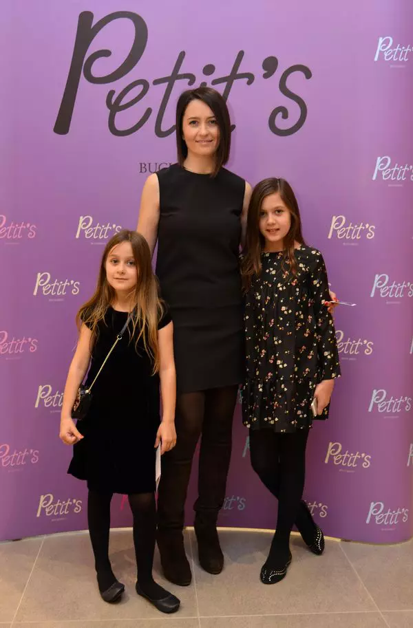 Amalia Nastase si fiicele ei,  Alessia si Emma