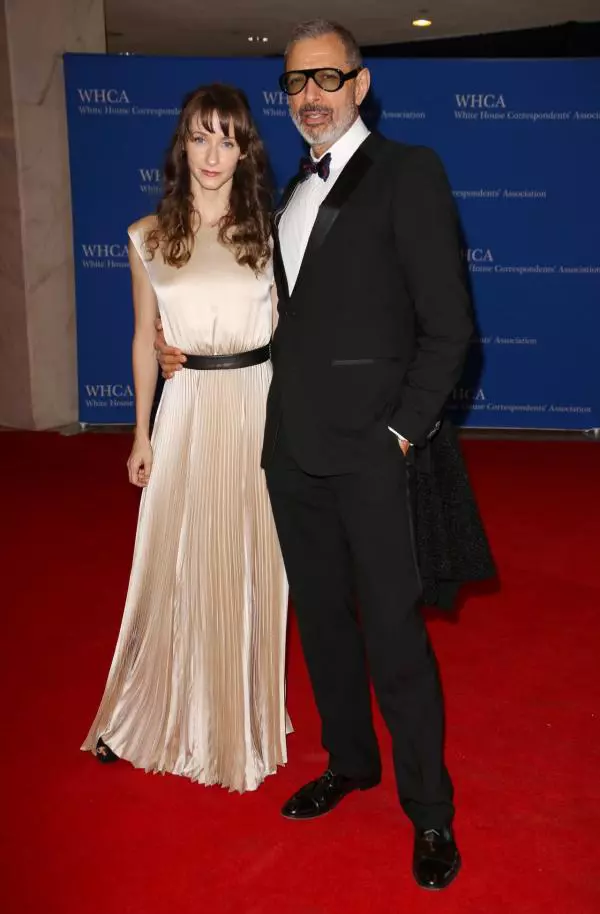 Jeff Goldblum si Emilie Livingston