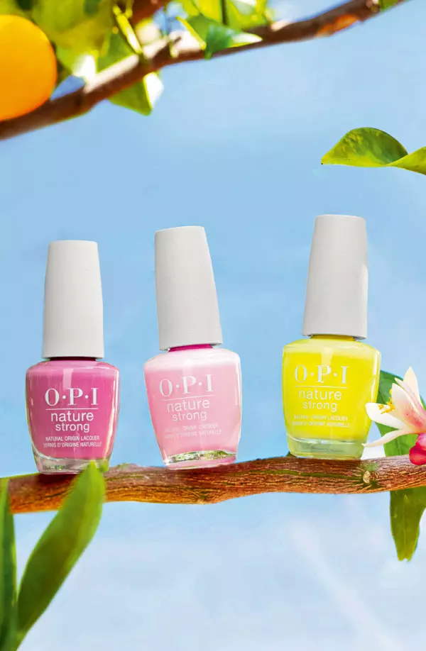 Colectia de lacuri de unghii Nature Strong, OPI