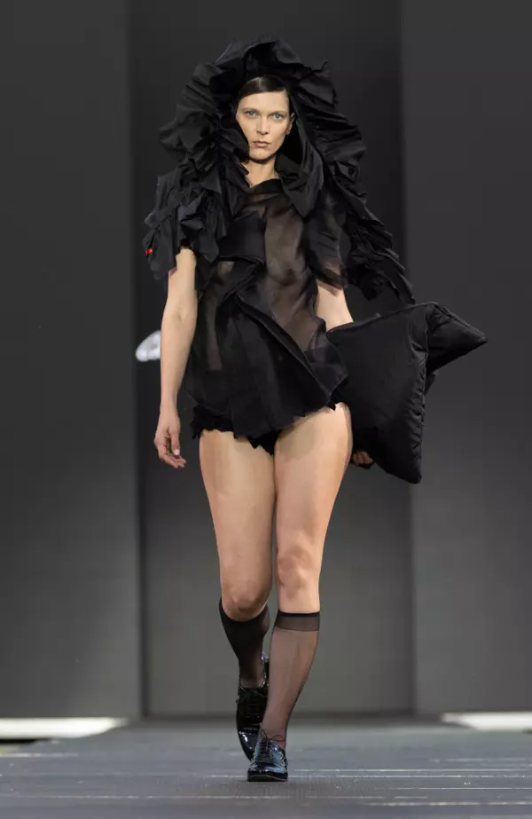 1. Carmen Secăreanu