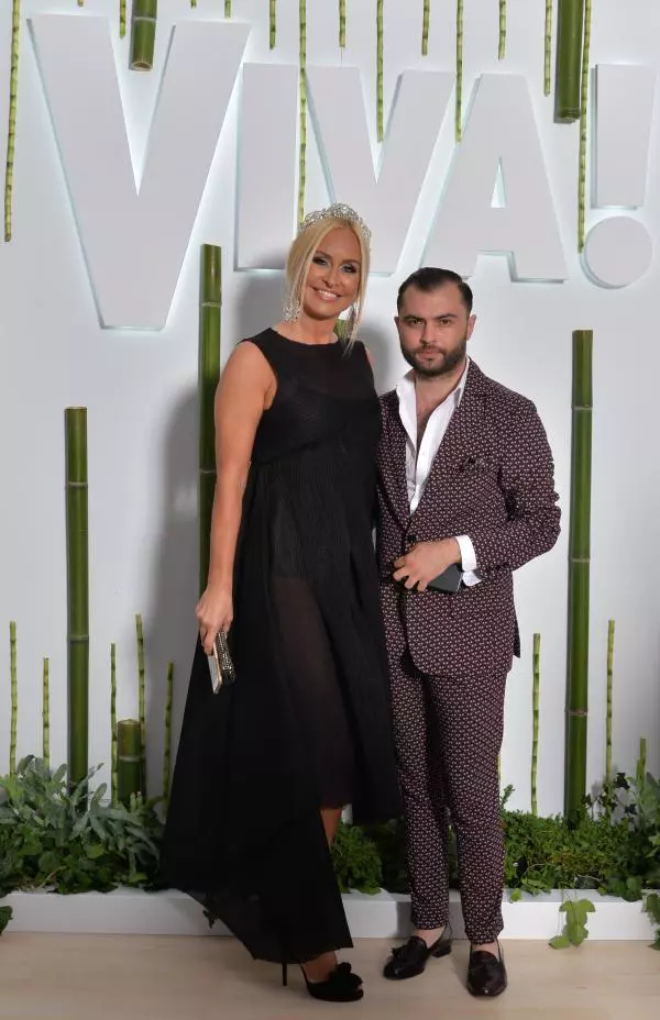 Vica Blochina (tinuta Marie Ollie) si Arthur Dinu