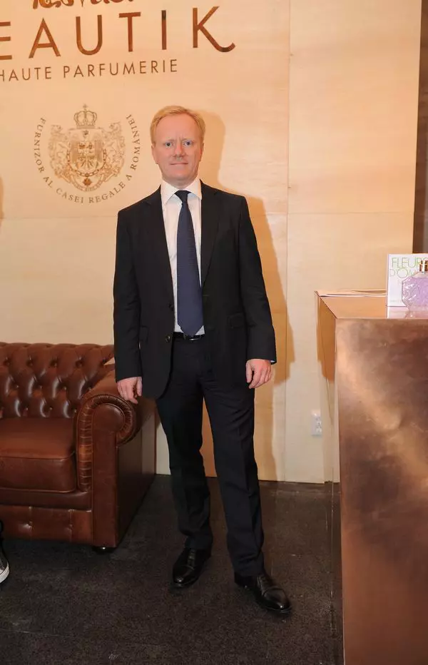 Bennoit Brosseau (2)