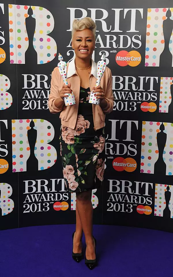 Emelie Sande a castigat trofeele British Female si Album of the Year 