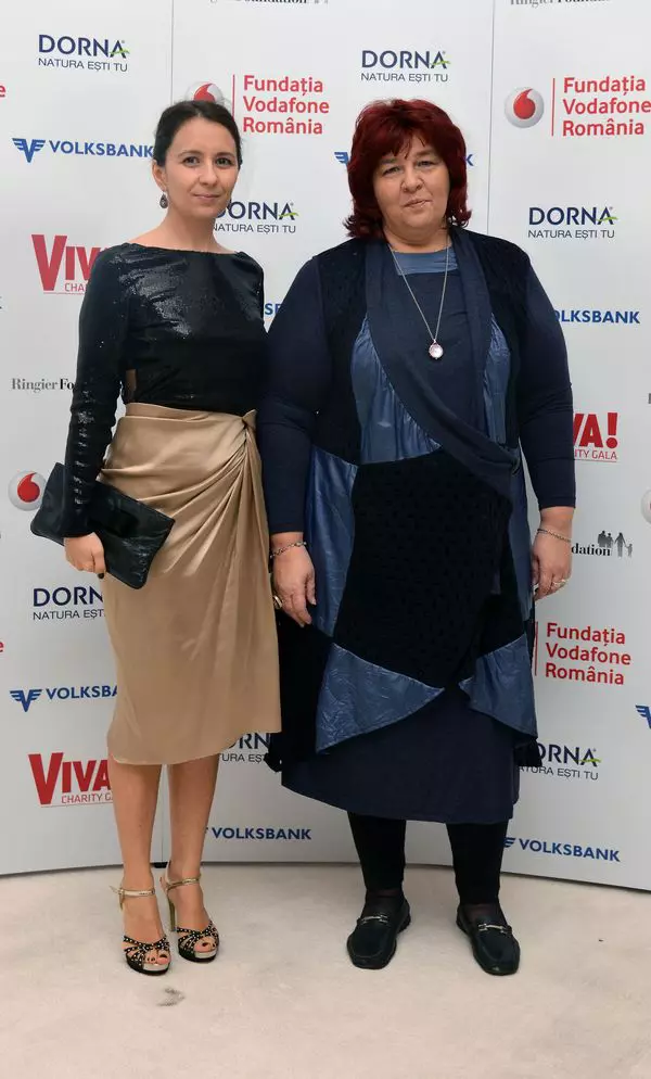 Adela Popescu si Simona Ionescu (EVZ)