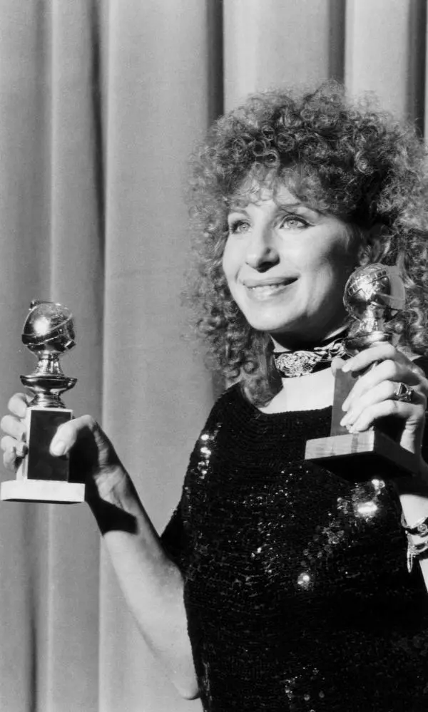 Barbra Streisand la Golden Globes 1984 img1