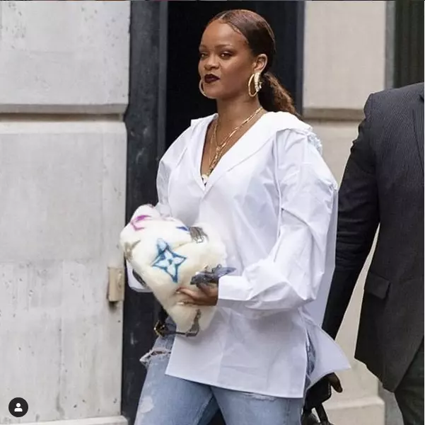 rihanna-a-pierdut-lupta-cu-kilogramele11